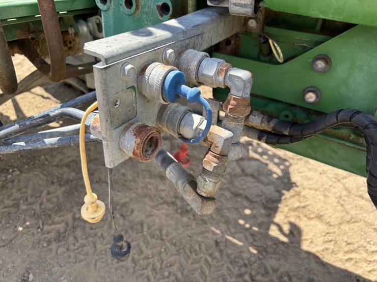 2008-john-deere-4005-image-16