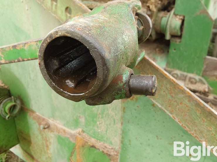 john-deere-125-image-19