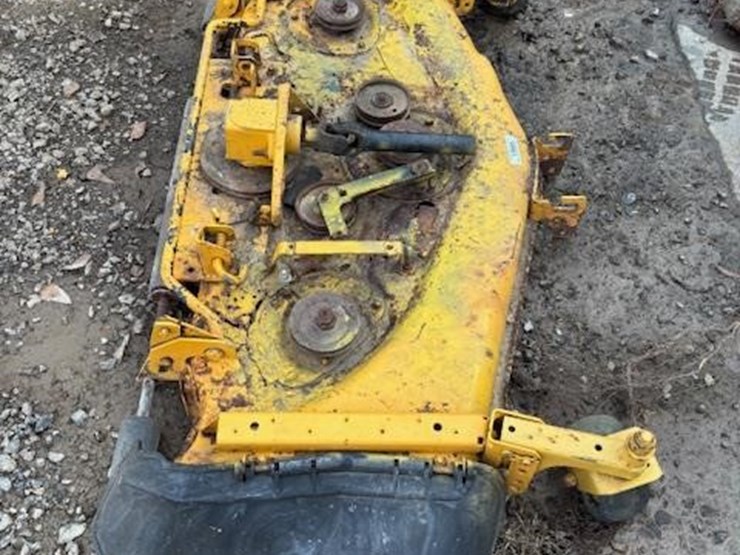 cub-cadet-48"-mowing-deck-image-2