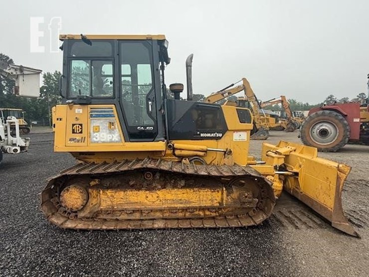 2005-komatsu-d39px-21-image-4