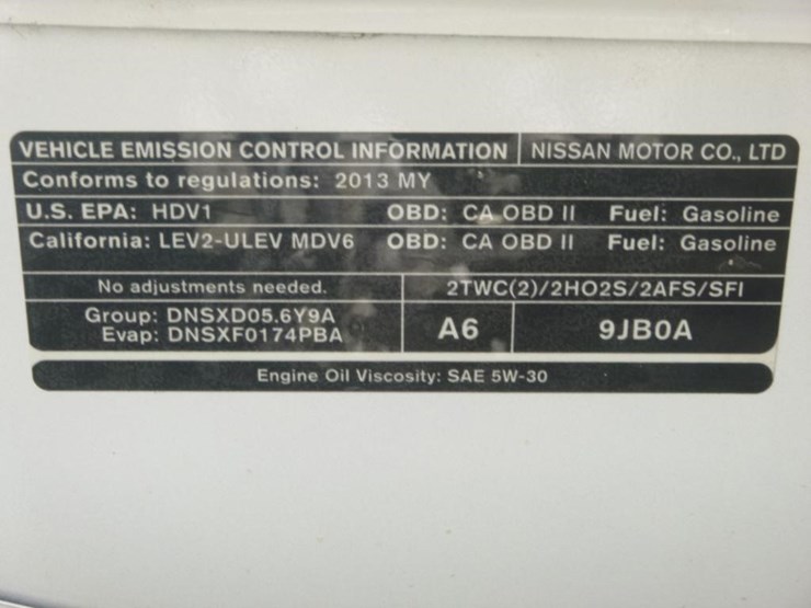 2013-nissan-nv2500-image-13