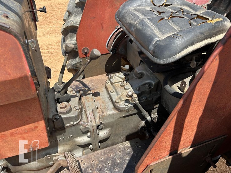 massey-ferguson-255-image-14