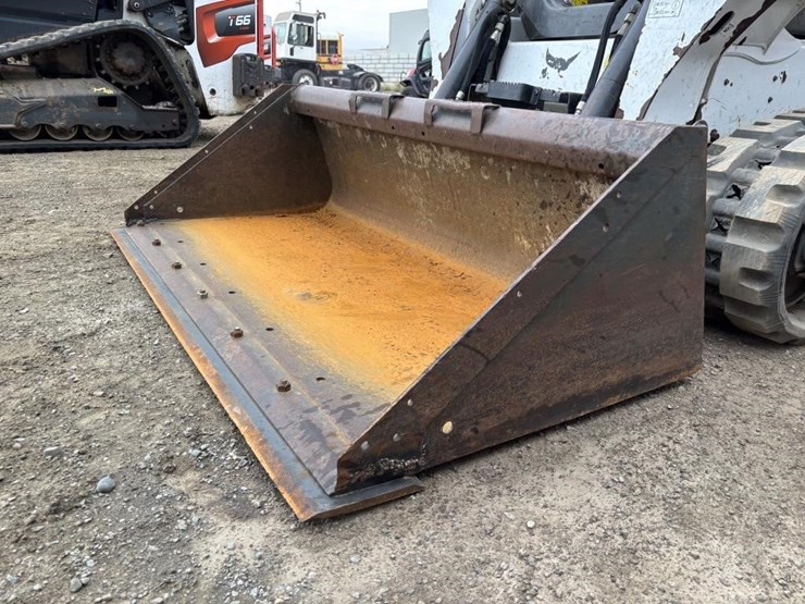 2022-bobcat-t550-image-9