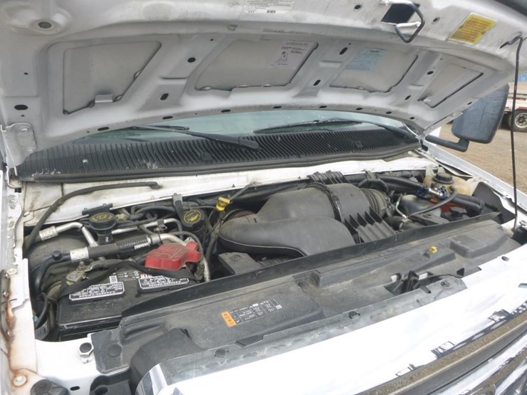 2017-ford-e450-image-11