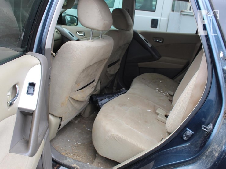 2013-nissan-murano-image-2