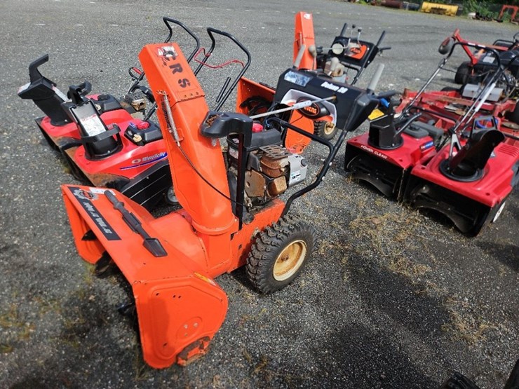 ariens-deluxe-28-snow-blower-image-1