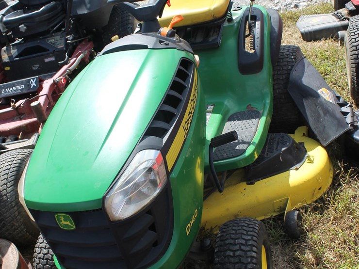 john-deere-d140-image-1