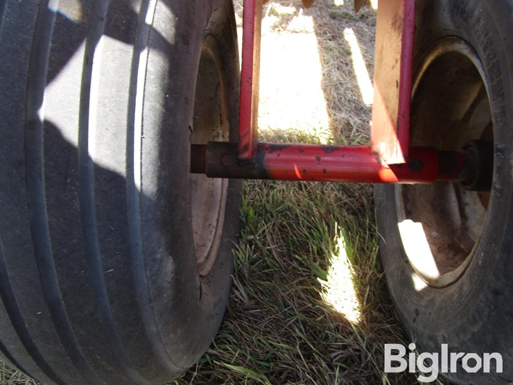 case-ih-3900-image-19