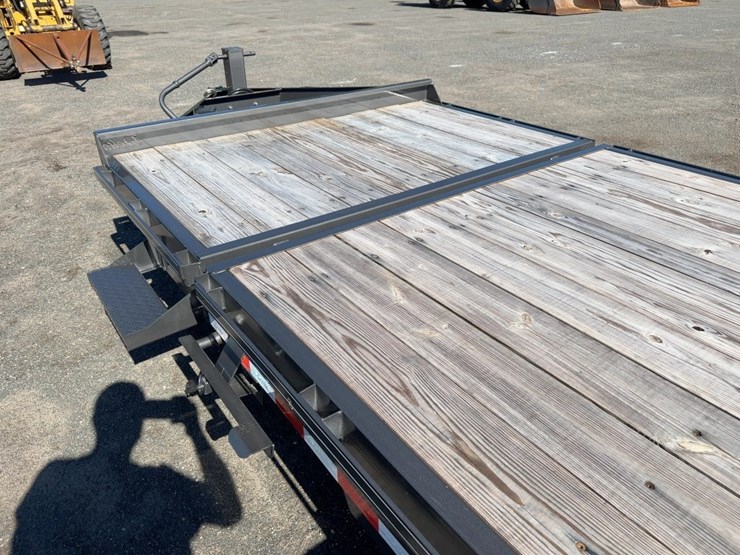 2025-delta-27tb-t/a-tilt-deck-trailer-image-16