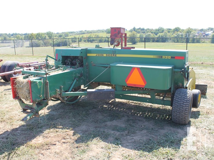 john-deere-338-image-4