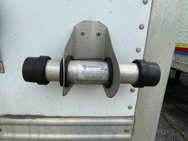 2012-utility-van-image-38