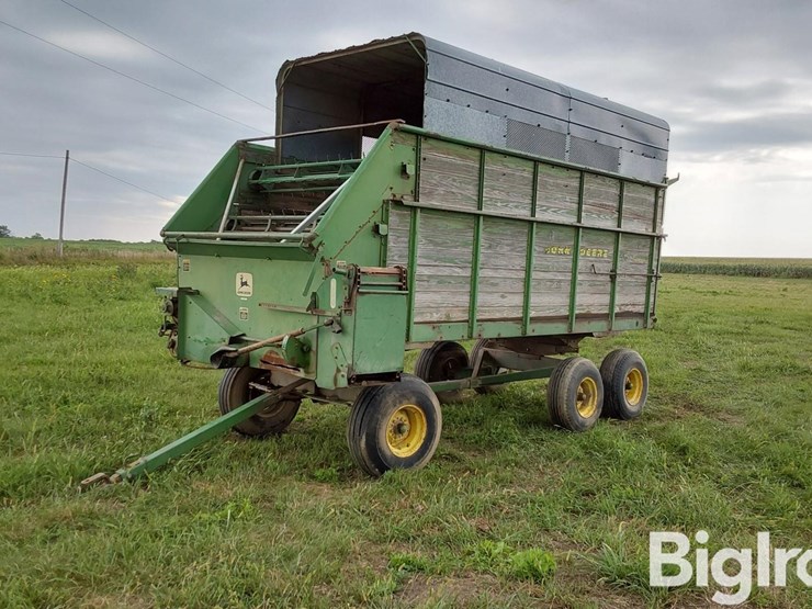 john-deere-125-image-1