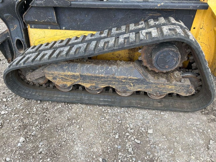 new-holland-c238-image-18