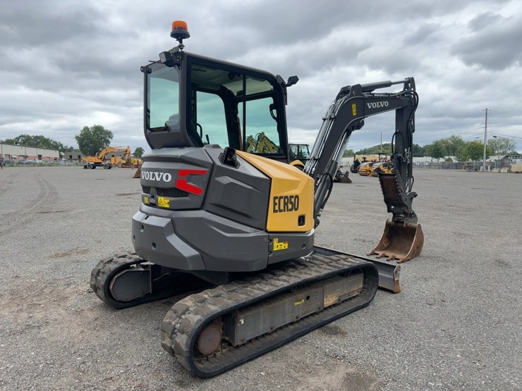 2021-volvo-ecr50f-mini-excavator-image-5
