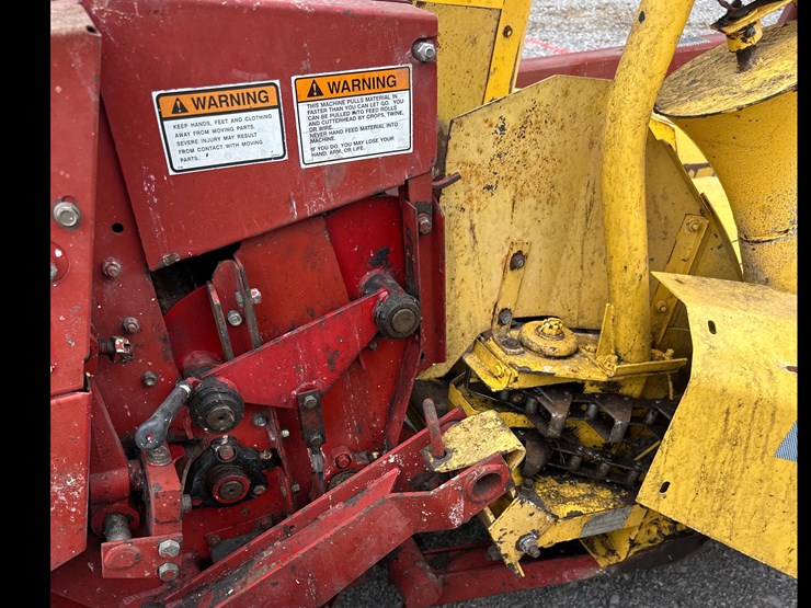 new-holland-790-image-5
