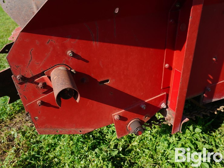 new-holland-155-image-17