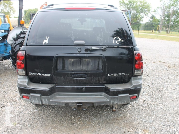 2002-chevrolet-trailblazer-image-4