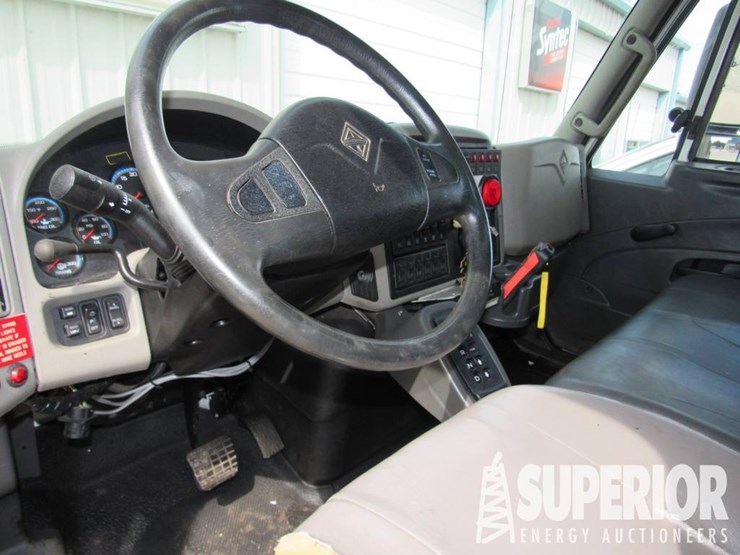 2012-international-durastar-4300-image-7