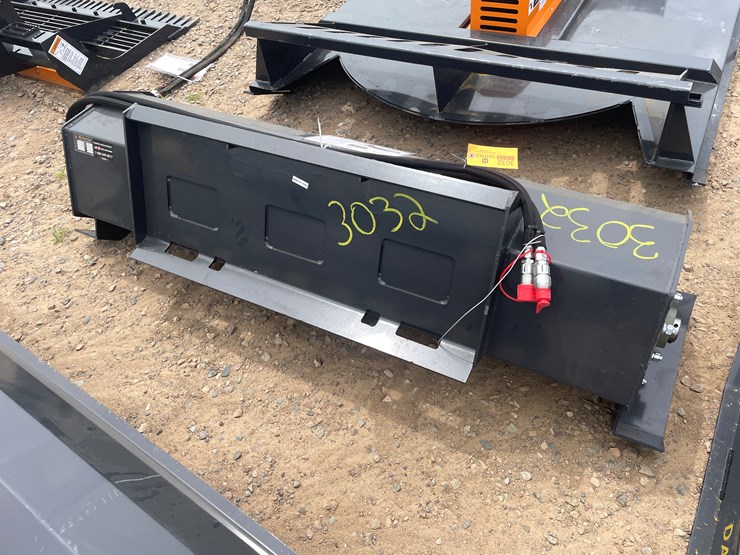 #3032-•-unused-2025-wolverine-skid-steer-hydraulic-rotary-tiller-attachment-image-3