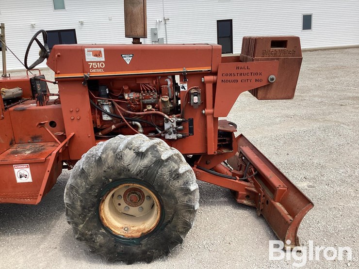 ditch-witch-7510-image-15