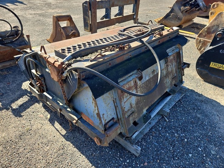 sweepster-62"-sweeper-image-4
