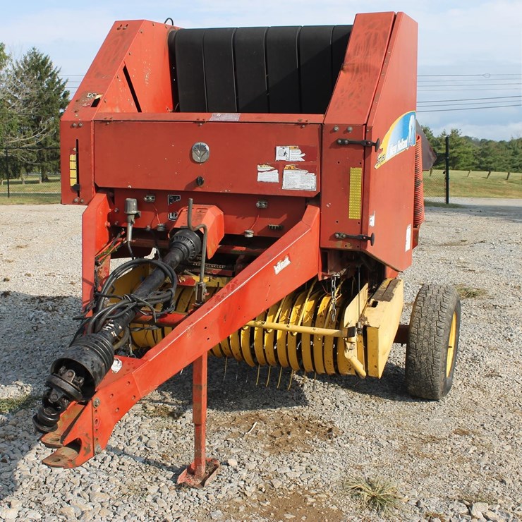 NEW HOLLAND BR7050