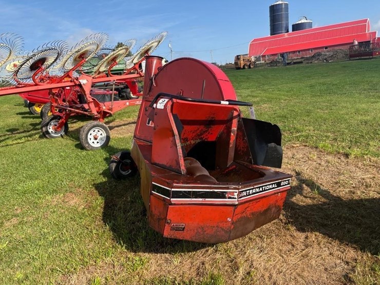 case-ih-600-image-6