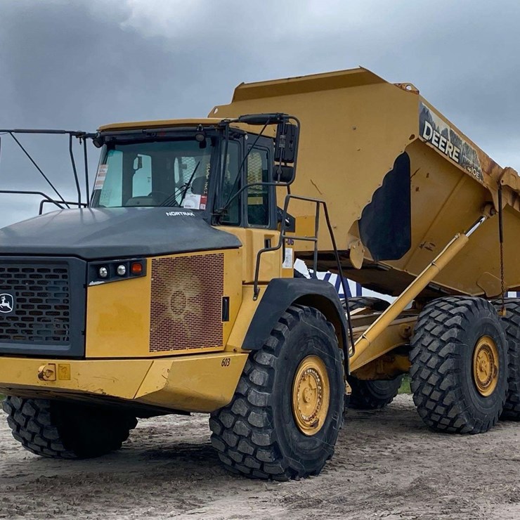 2015 DEERE 410E