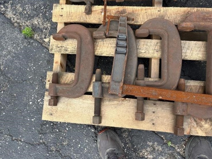 large-c-clamps-image-5