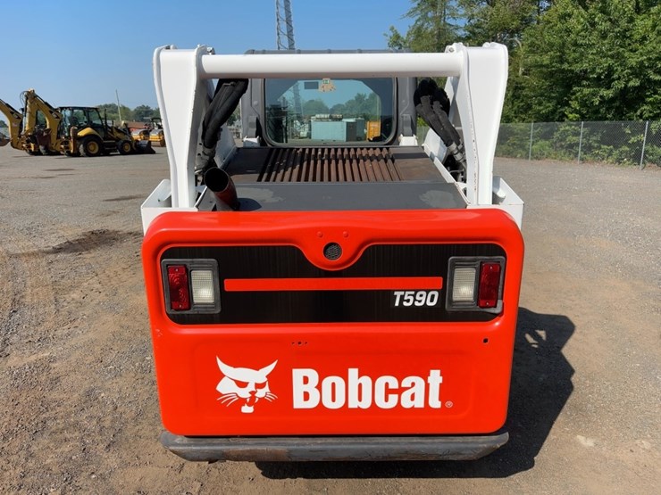 2019-bobcat-t590-image-4