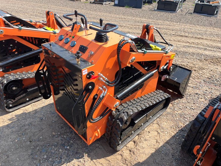 #9288-•-unused-2025-landhero-mini-skid-steer-loader-image-3