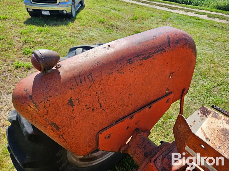 1962-allis-chalmers-d17-image-17