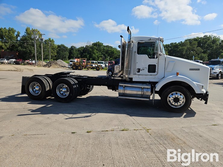 2007-kenworth-t800-image-4