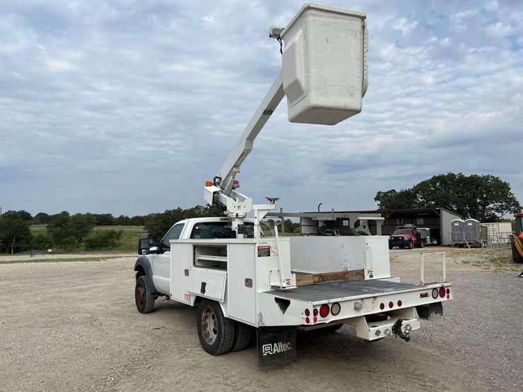 2014-altec-at200a-image-2