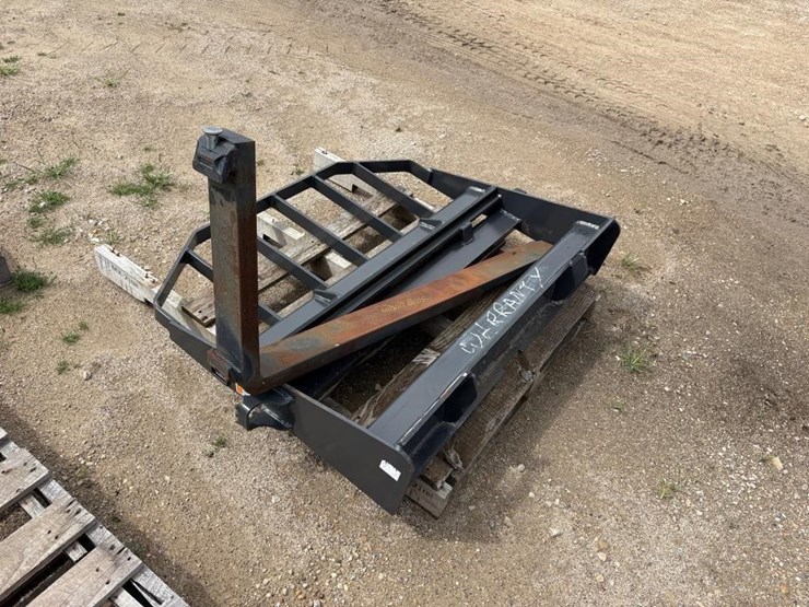 skidsteer-pallet-forks-pieces-image-3