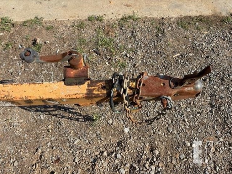 terex-amida-arrow-board-image-6