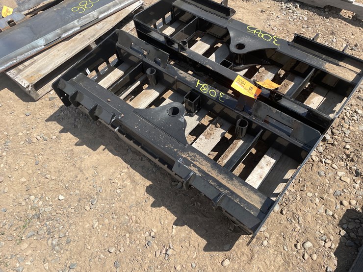 #3084-•-unused-2025-wolverine-pallet-fork-frame-attachment-image-2