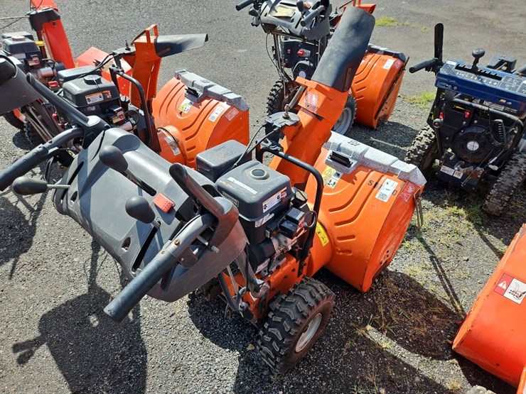 husqvarna-st327p-snow-blower-image-3