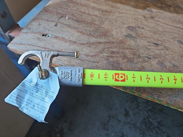 (2)-hasting-hot-stick-measuring-poles-image-3