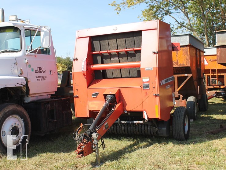 massey-ferguson-1745-image-1