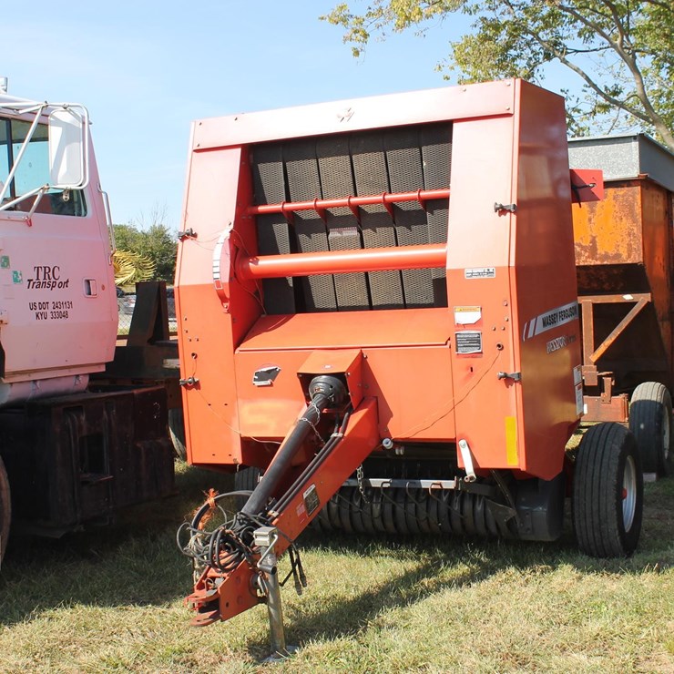 MASSEY-FERGUSON 1745