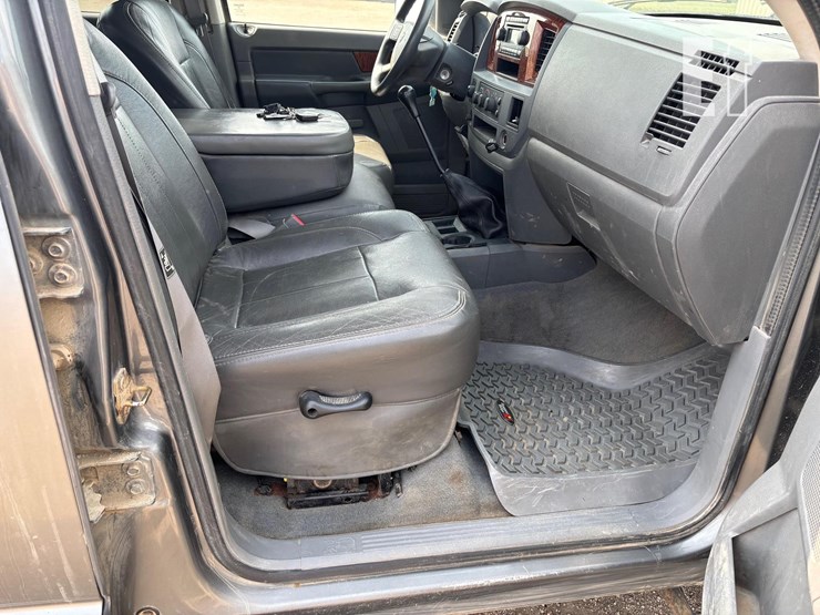 2006-dodge-ram-3500-image-9
