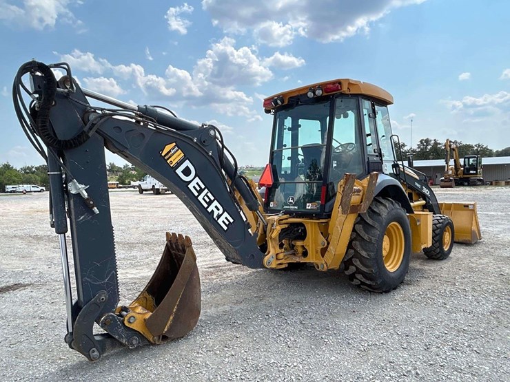 2018-deere-310l-image-3