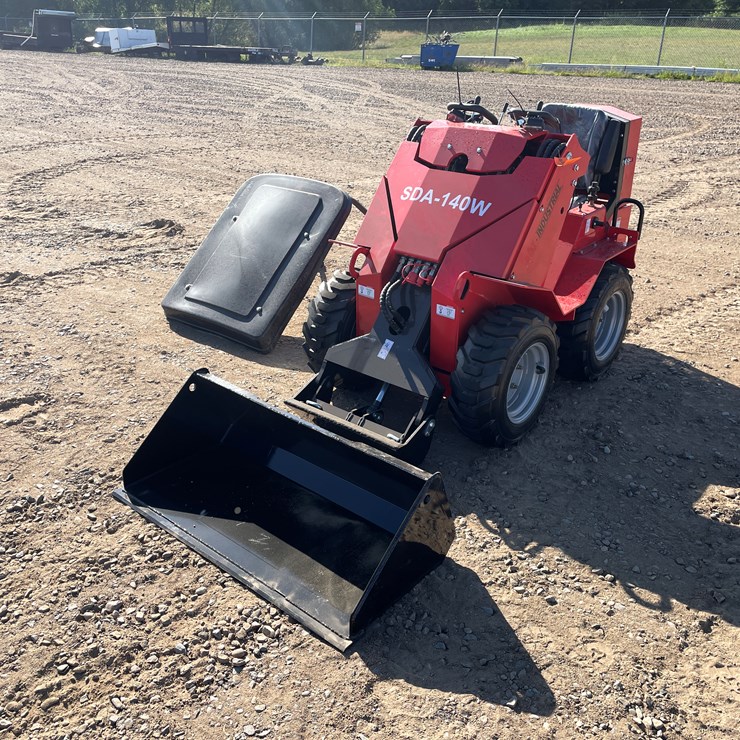 #9468 • Unused 2025 AGT Excavator