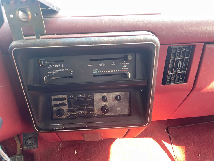 1987-ford-f250-image-25