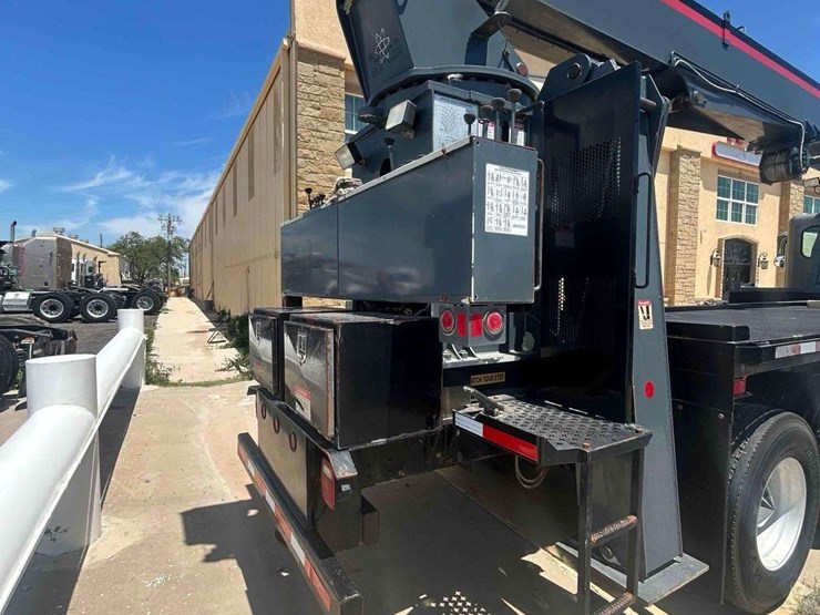 national-900a-image-19