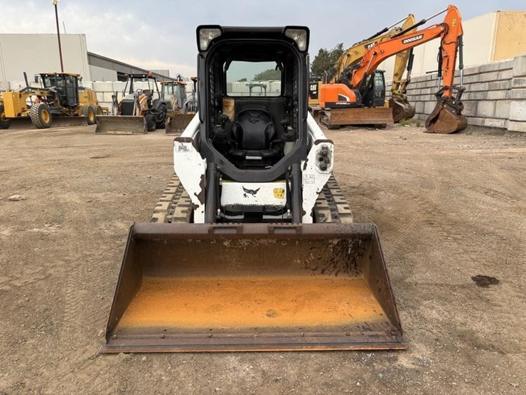 2022-bobcat-t550-image-6
