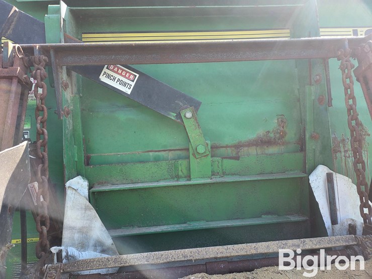 john-deere-135-image-18
