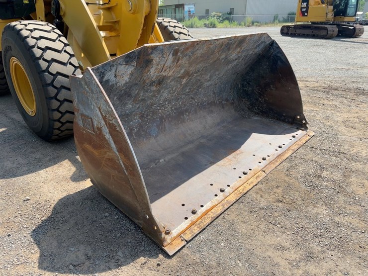 2016-caterpillar-938m-image-8