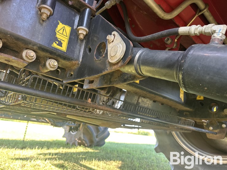 2016-case-ih-8240-image-18